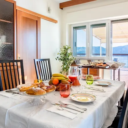 Dal Sandro 费拉约港