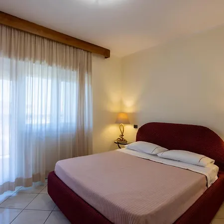 住宿加早餐酒店 Dal Sandro 3*